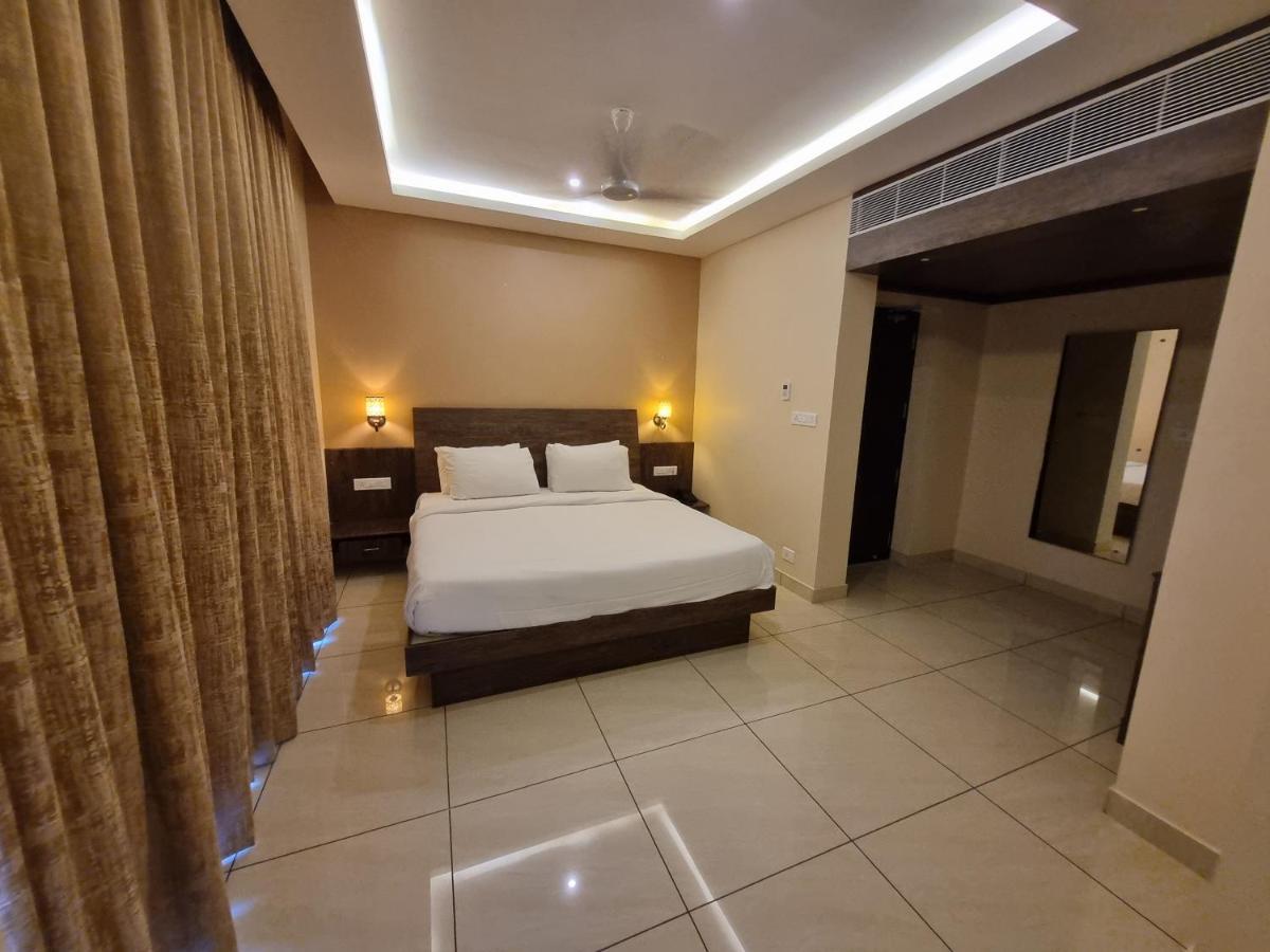 Plutus Residency Hotell Auroville Exteriör bild